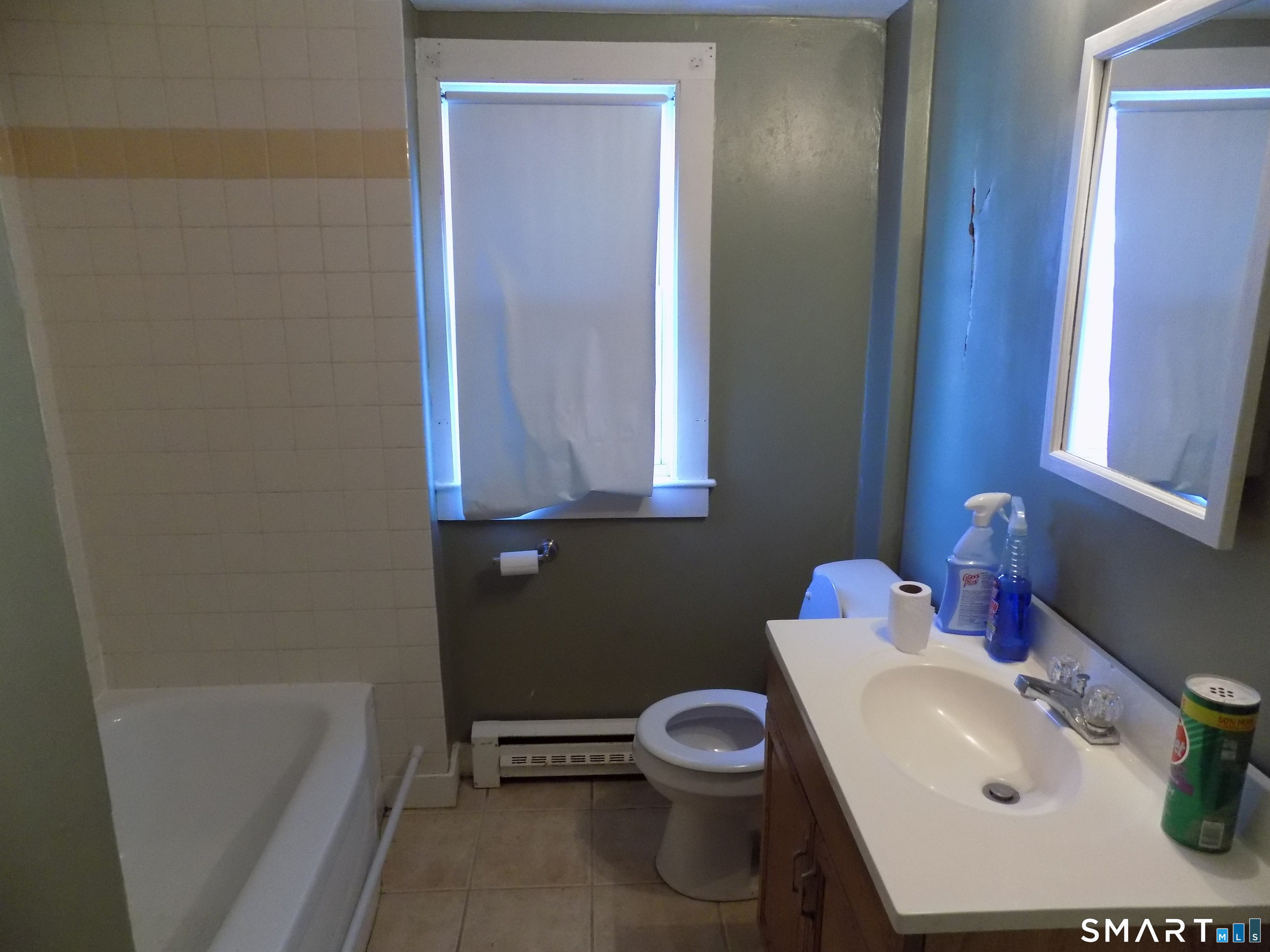 14 Pratt Street Bristol, CT 06010 - Photo 25 of 29