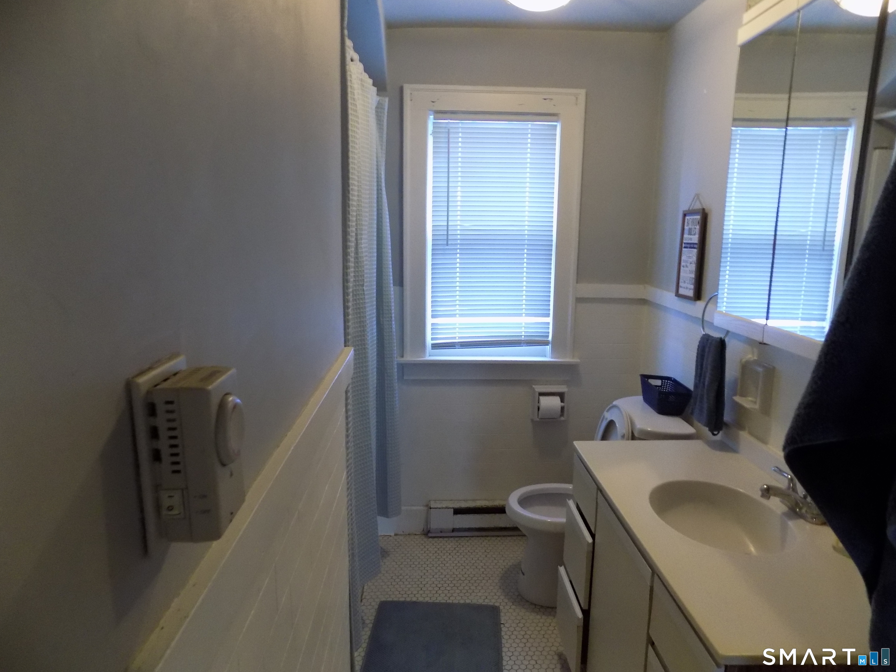 14 Pratt Street Bristol, CT 06010 - Photo 10 of 29