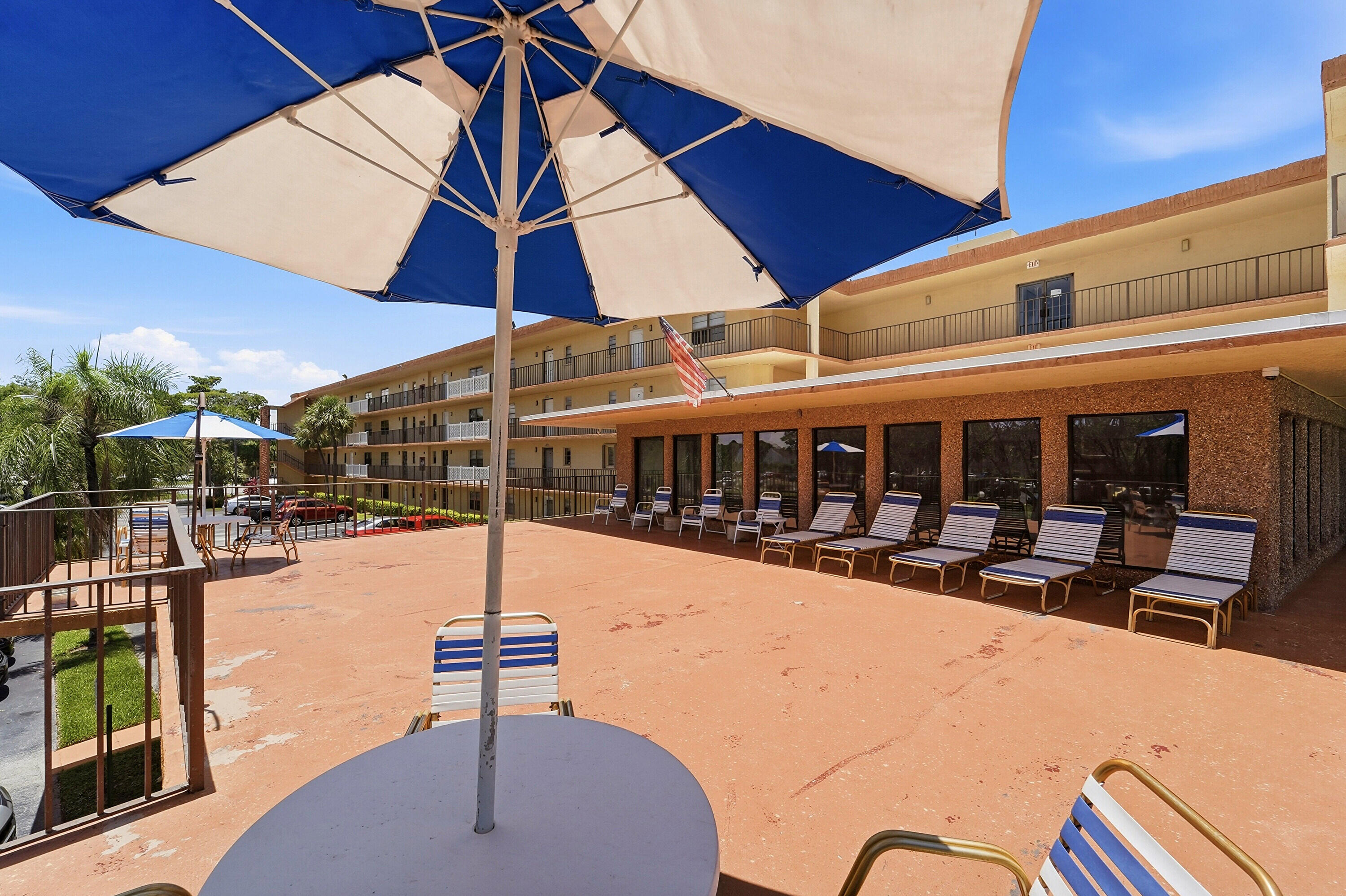 9273 Southwest 8th Street, Unit 321 Boca Raton, FL 33428 - Photo 24 of 29 Sun Deck