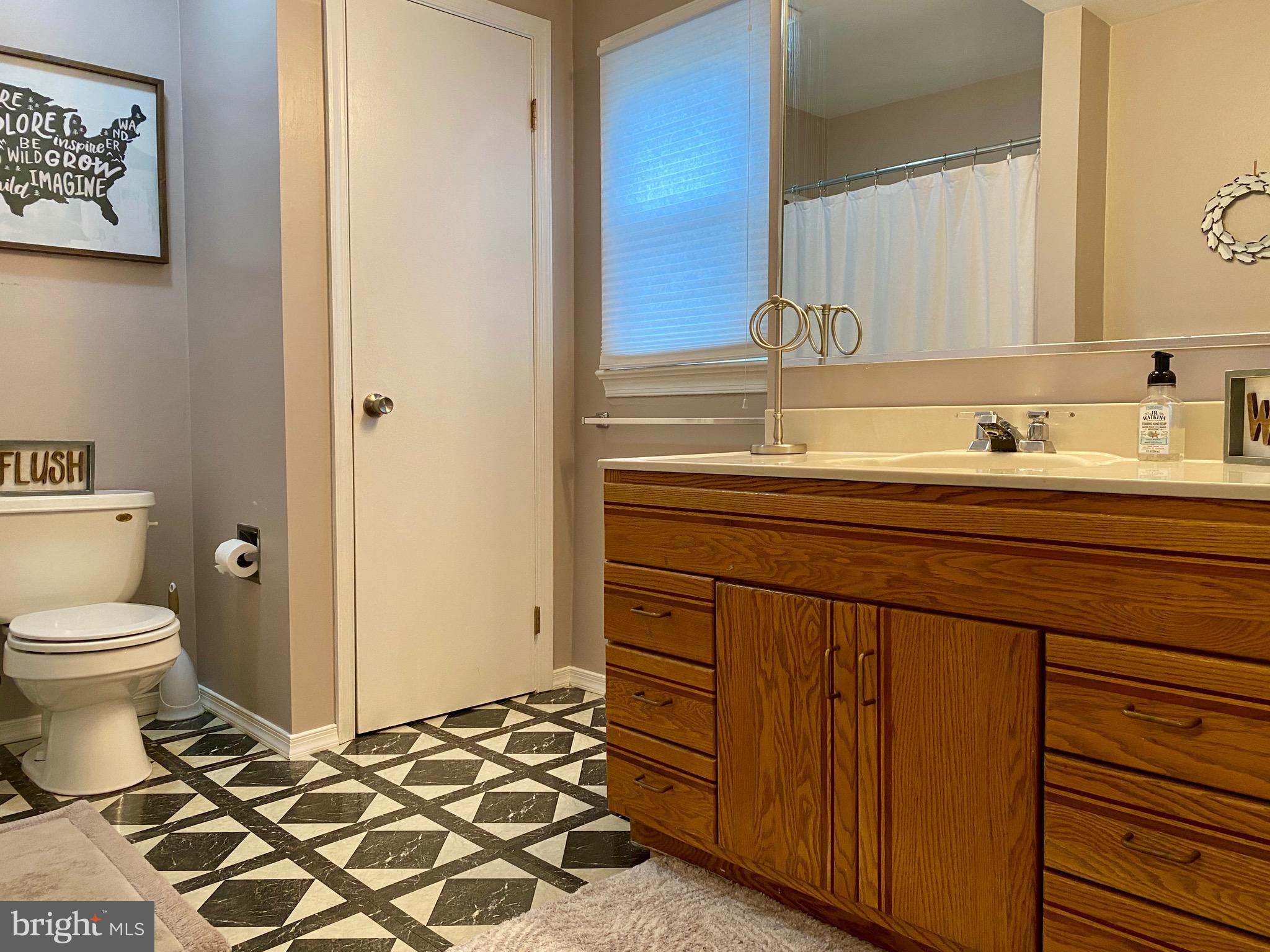 119 Lyster Road Oreland, PA 19075 - Photo 26 of 34 Hall Bathroom