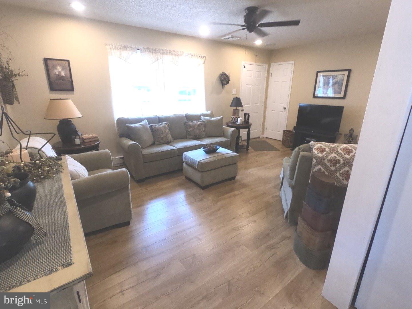 210 Cains Mill Road Williamstown, NJ 08094 - Photo 3 of 18 Living Room