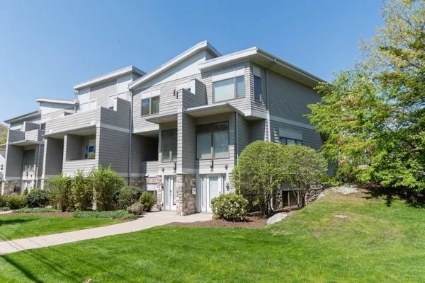 $5,750 | 769 Heath Street, Unit 769, Brookline, MA 02467