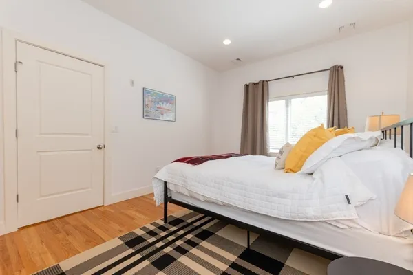 $5,750 | 769 Heath Street, Unit 769, Brookline, MA 02467