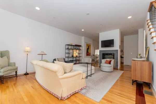 $5,750 | 769 Heath Street, Unit 769, Brookline, MA 02467