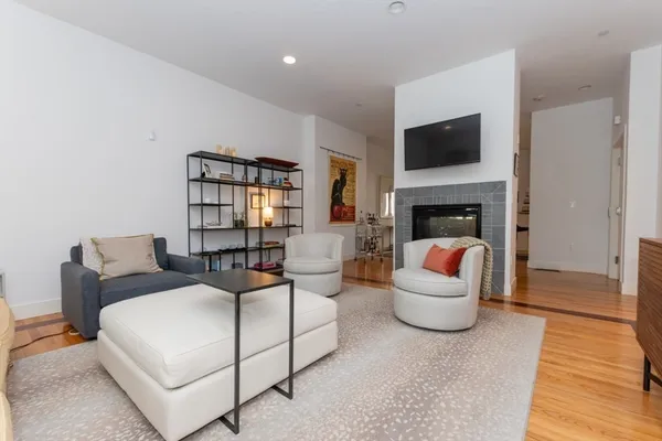 $5,750 | 769 Heath Street, Unit 769, Brookline, MA 02467