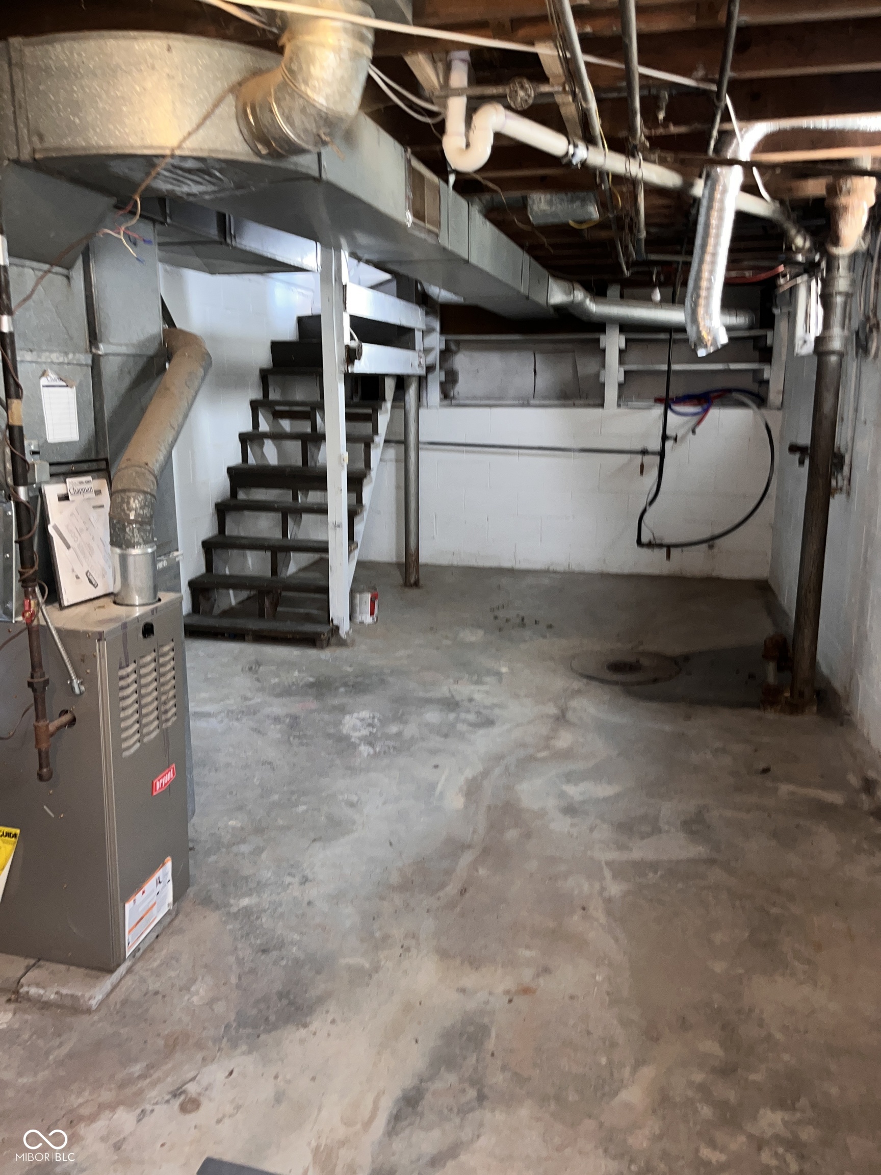 4842 Hillside Avenue Indianapolis, IN 46205 - Photo 15 of 17