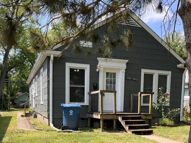 $1,075 | 4842 Hillside Avenue, Indianapolis, IN 46205