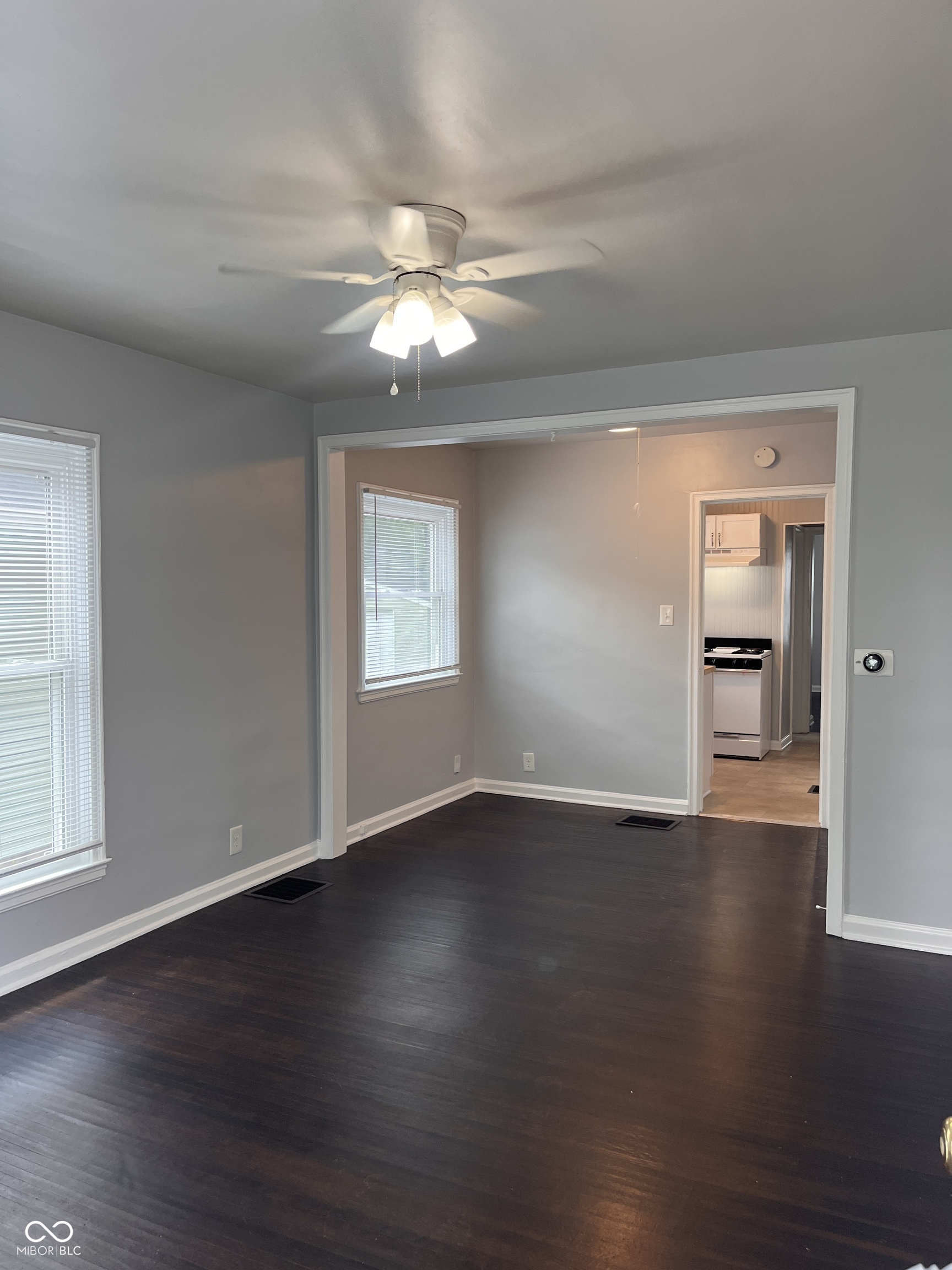 4842 Hillside Avenue Indianapolis, IN 46205 - Photo 3 of 17