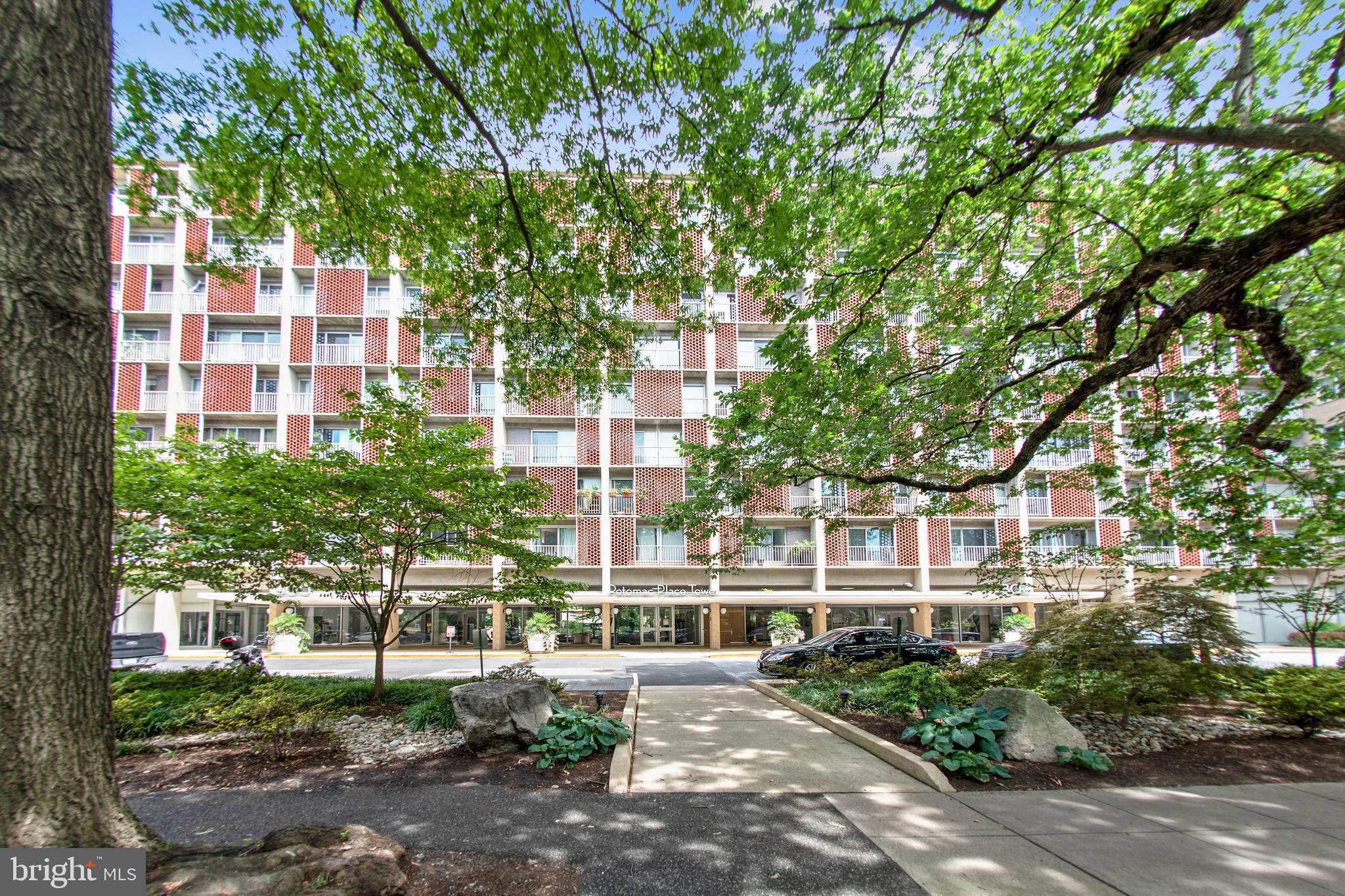 800 4th Street Southwest, Unit N721 Washington, DC 20024 - Photo 1 of 29