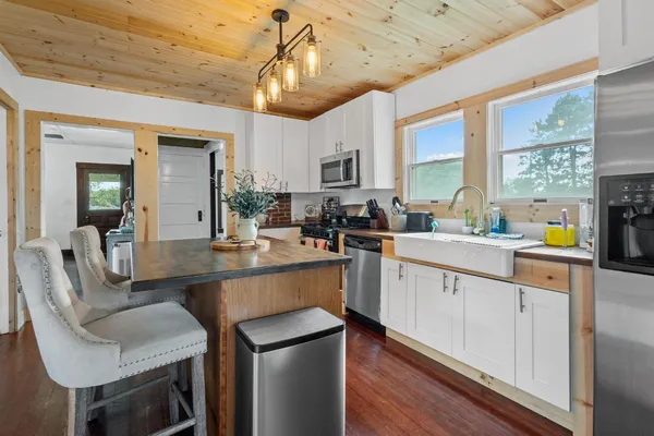 $200,000 | 1301 West Culver Road, Knox, IN 46534