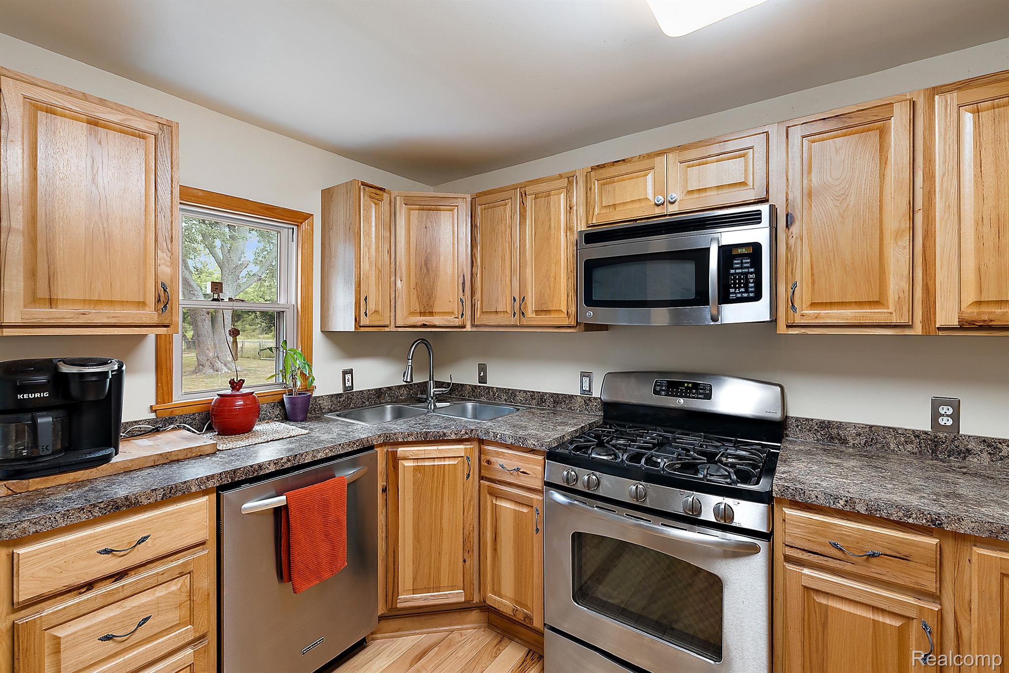 3269 South Vassar Road Davison, MI 48423 - Photo 17 of 35 Gallery Image 17