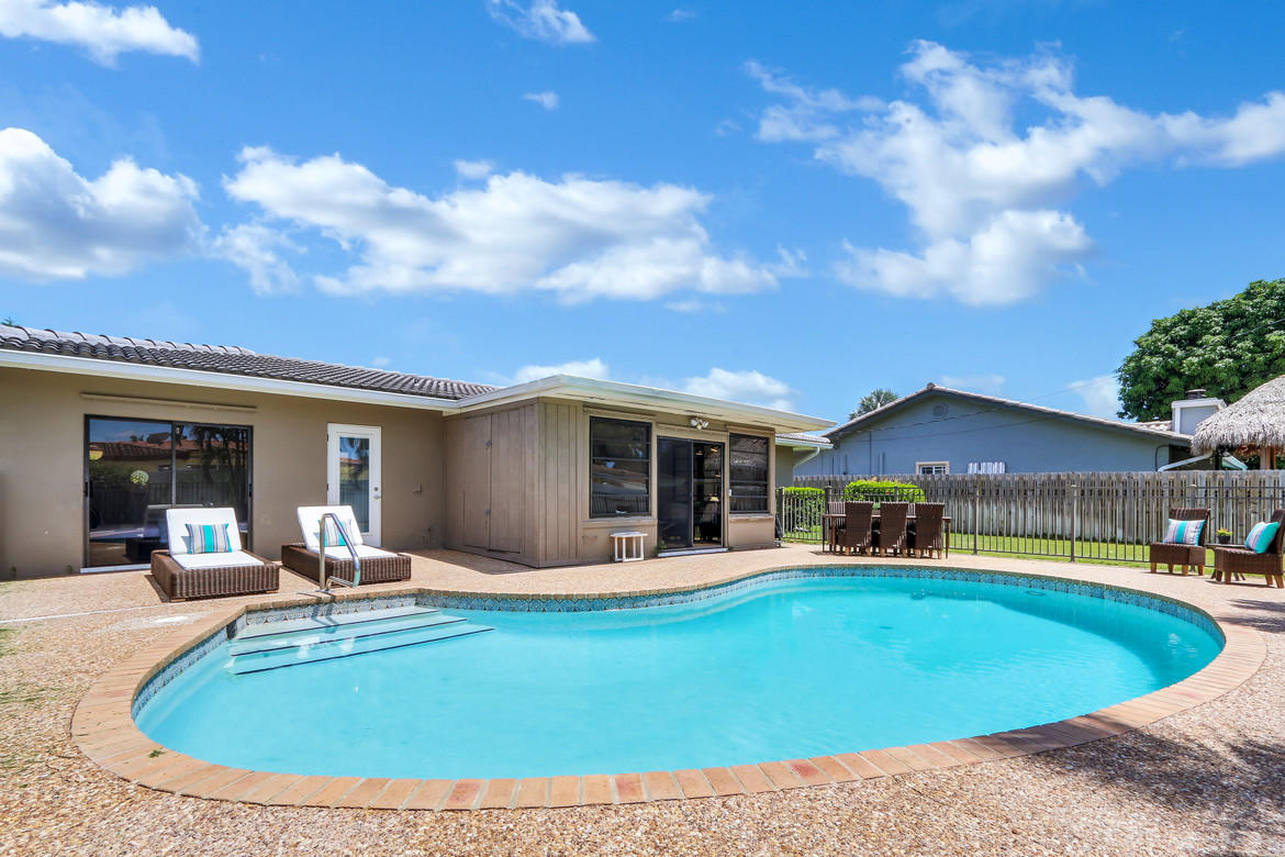 1290 Southwest 4th Street Boca Raton, FL 33486 - Photo 18 of 20 pool