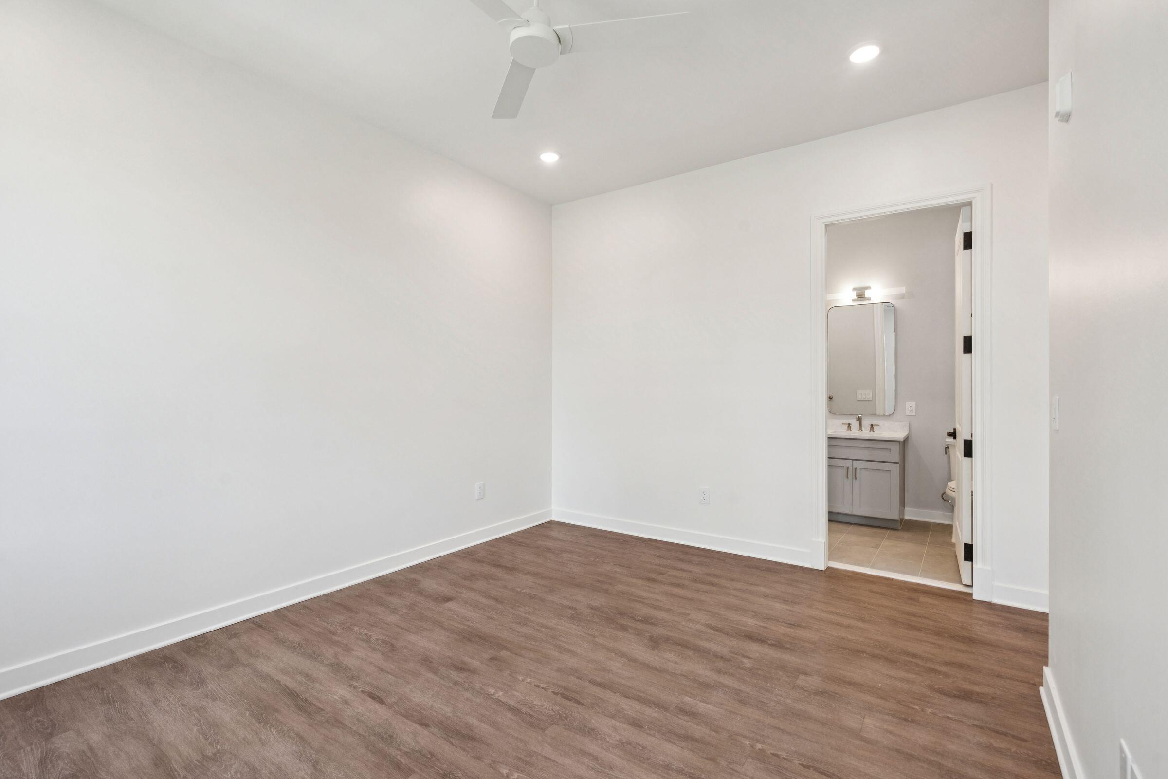 1 Barre Street, Unit A8 Charleston, SC 29401 - Photo 22 of 23 Primary2