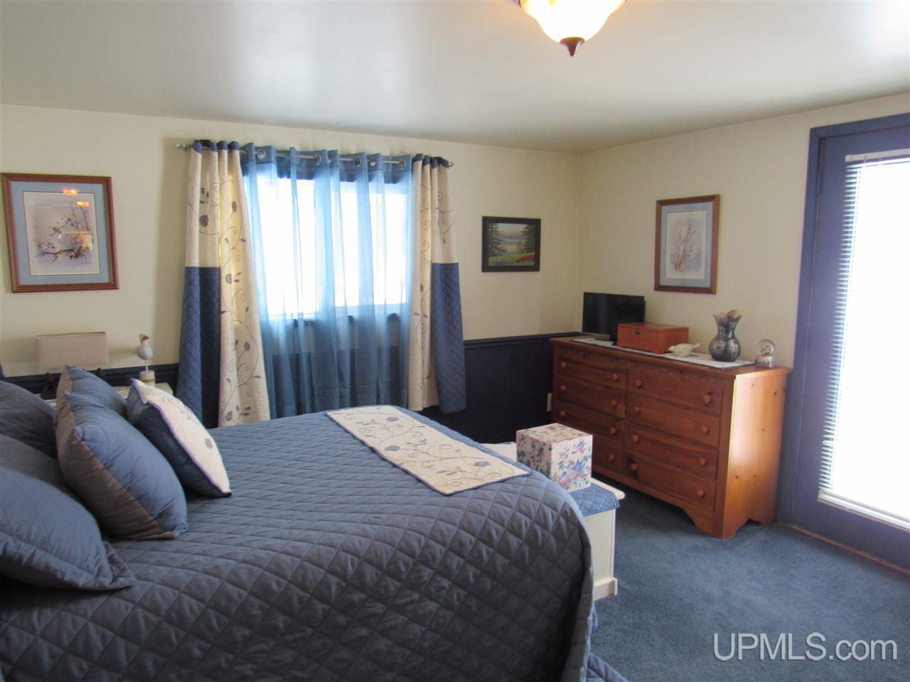 5704 N Corner Lake Road Wetmore, MI 49895 - Photo 20 of 50