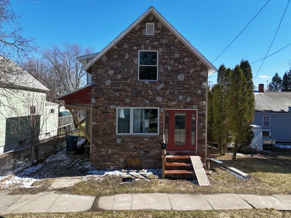 $78,000 | 519 Davis Street, Manistee, MI 49660