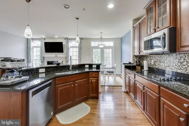 $875,000 | 117 Norwich Lane, Gaithersburg, MD 20878