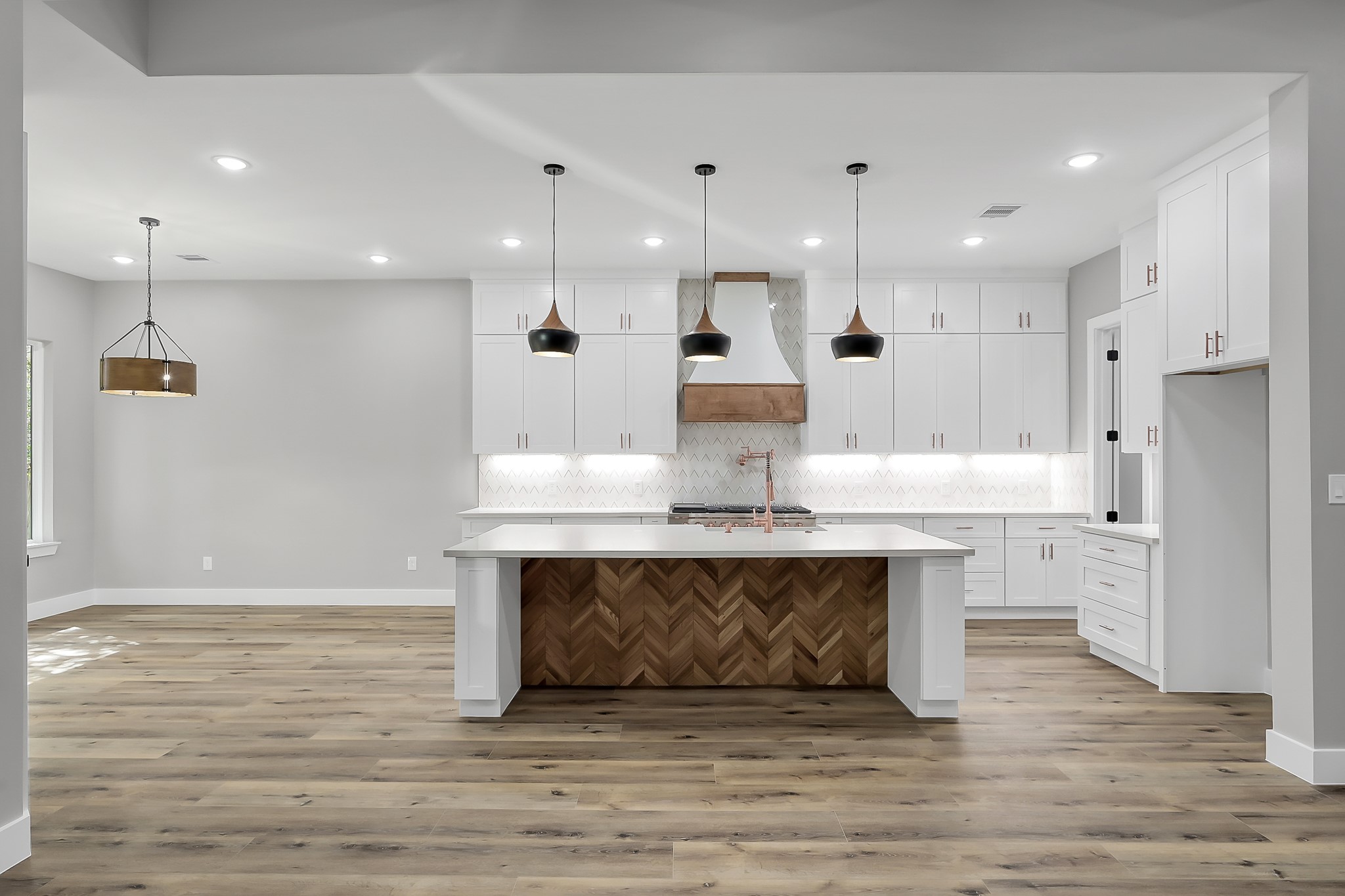 135 Wick Willow Road Montgomery, TX 77356 - Photo 13 of 50