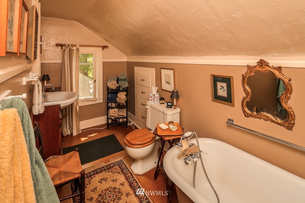 4682 Wynn Road Bellingham, WA 98226 - Photo 18 of 25