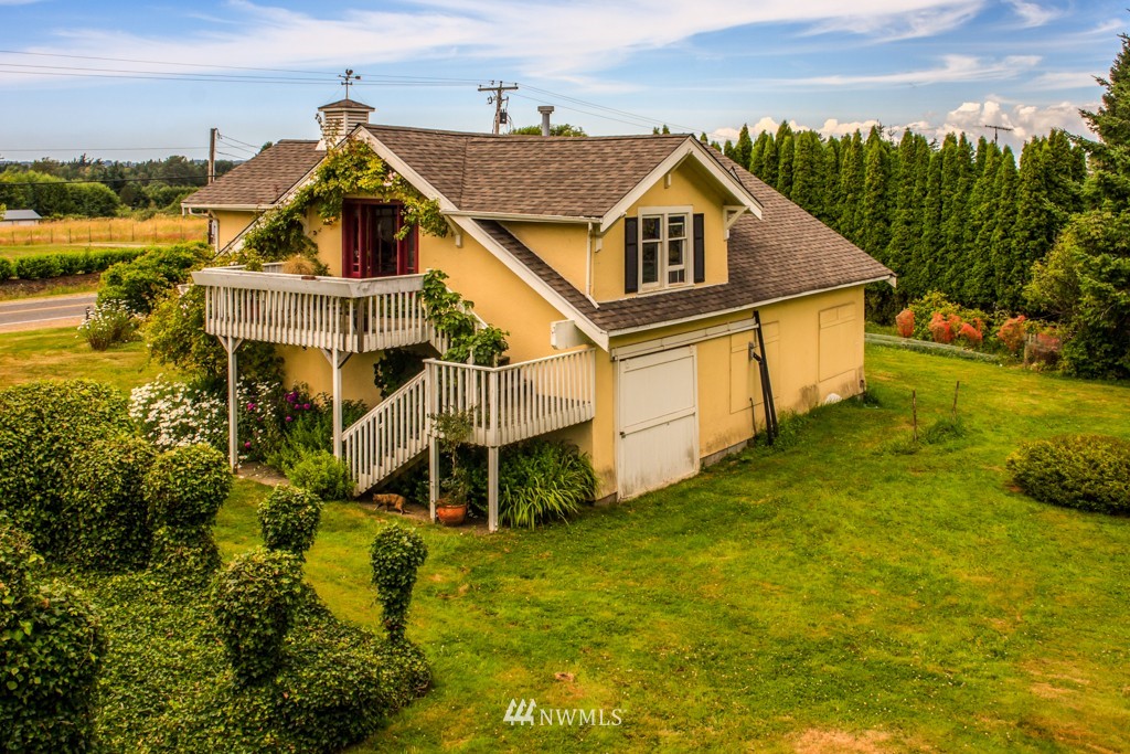 4682 Wynn Road Bellingham, WA 98226 - Photo 3 of 25