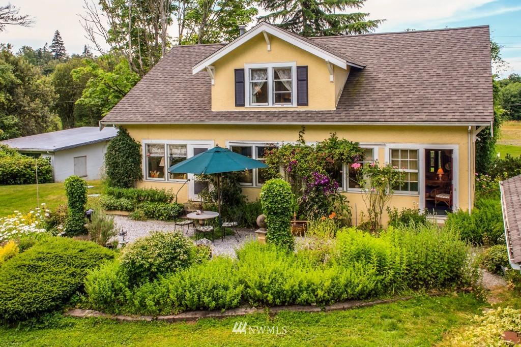 4682 Wynn Road Bellingham, WA 98226 - Photo 4 of 25