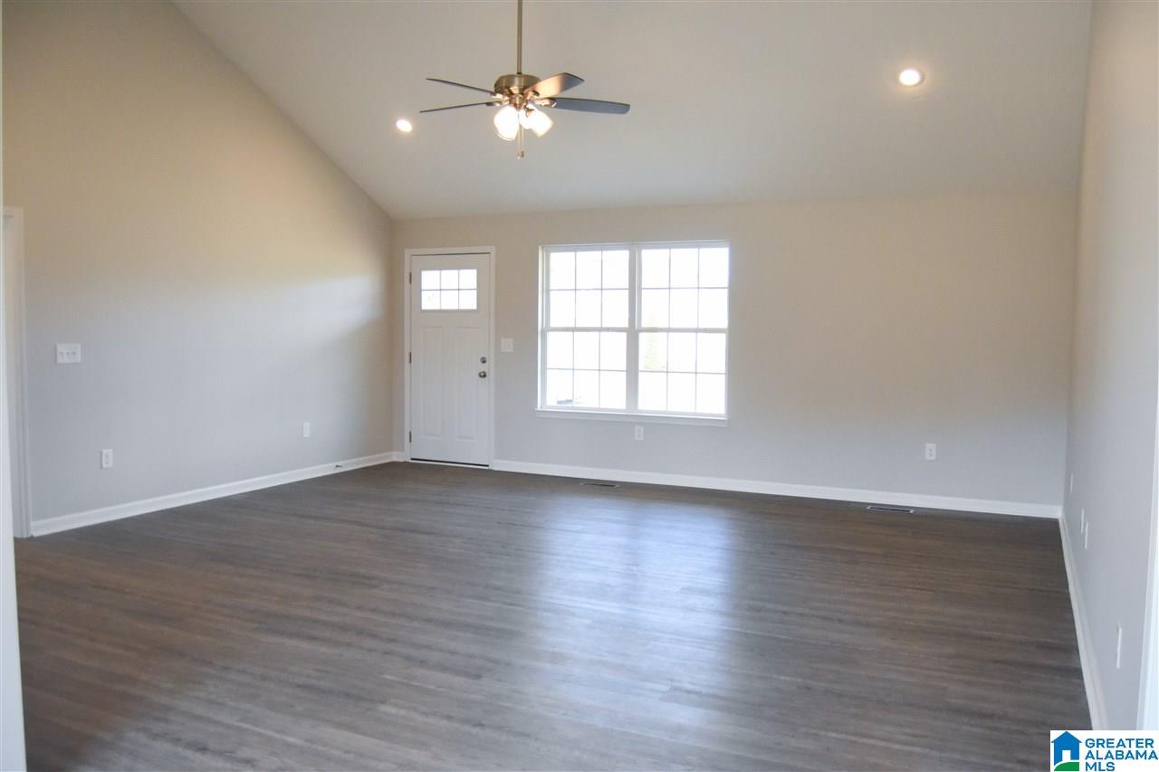 128 Bailey Road Weaver, AL 36277 - Photo 3 of 31