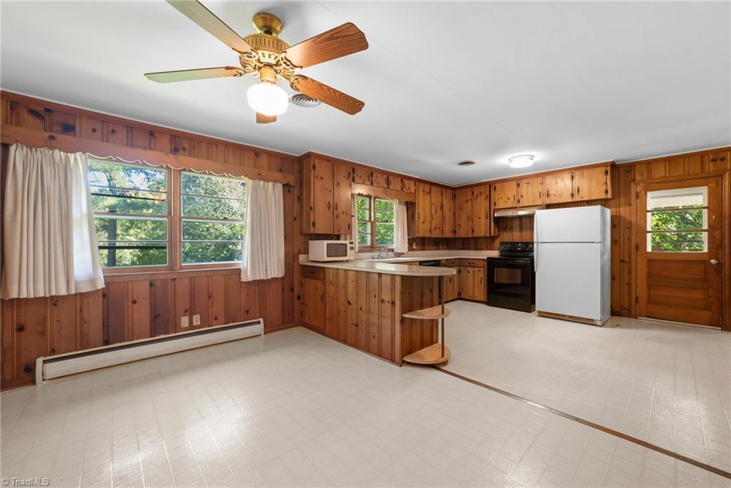 1602 Fleming Road Greensboro, NC 27410 - Photo 11 of 35 Gallery Image 11
