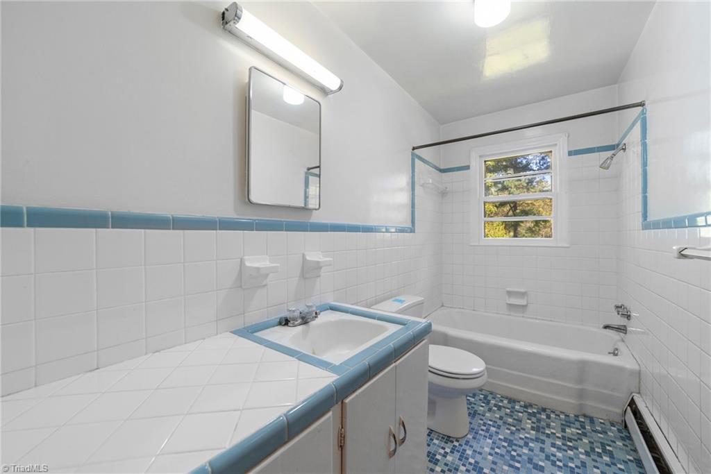 1602 Fleming Road Greensboro, NC 27410 - Photo 16 of 35 Gallery Image 16
