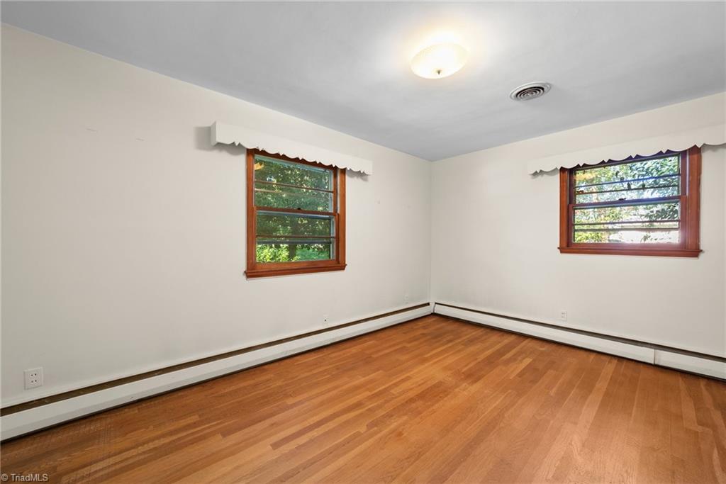 1602 Fleming Road Greensboro, NC 27410 - Photo 19 of 35 Gallery Image 19