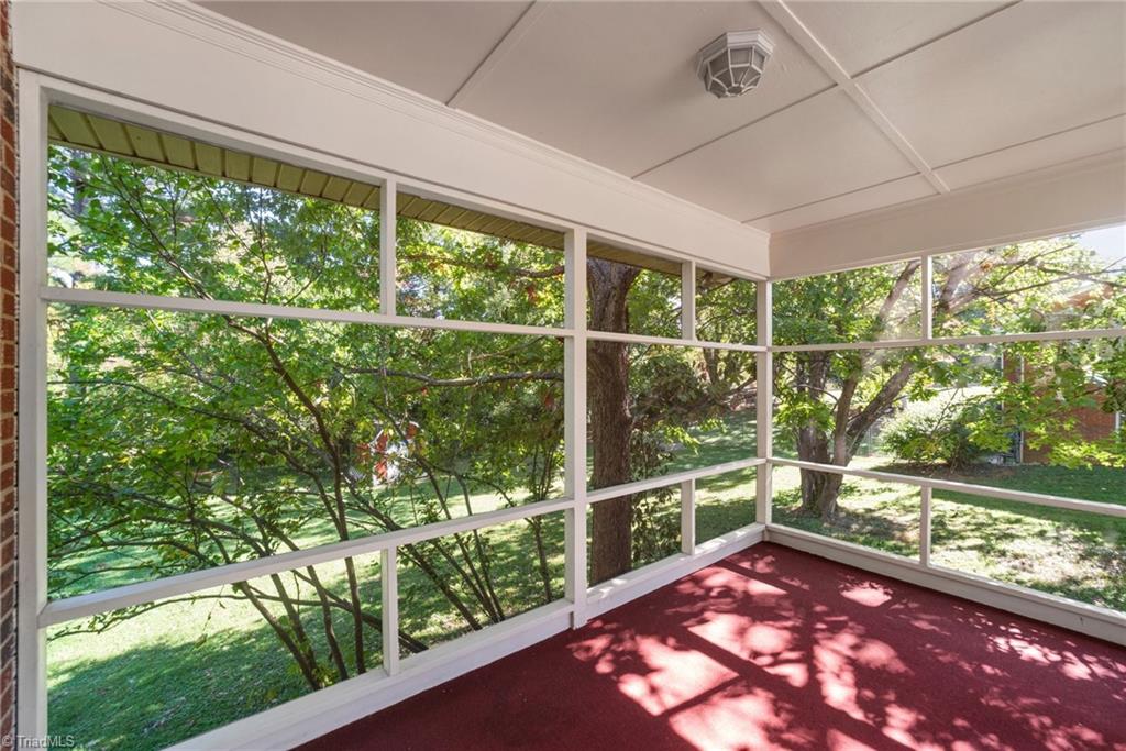 1602 Fleming Road Greensboro, NC 27410 - Photo 2 of 35 Gallery Image 2