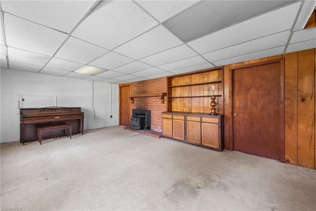 1602 Fleming Road Greensboro, NC 27410 - Photo 29 of 35 Gallery Image 29