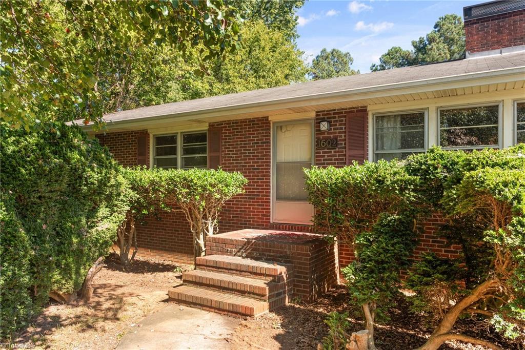 1602 Fleming Road Greensboro, NC 27410 - Photo 3 of 35 Gallery Image 3