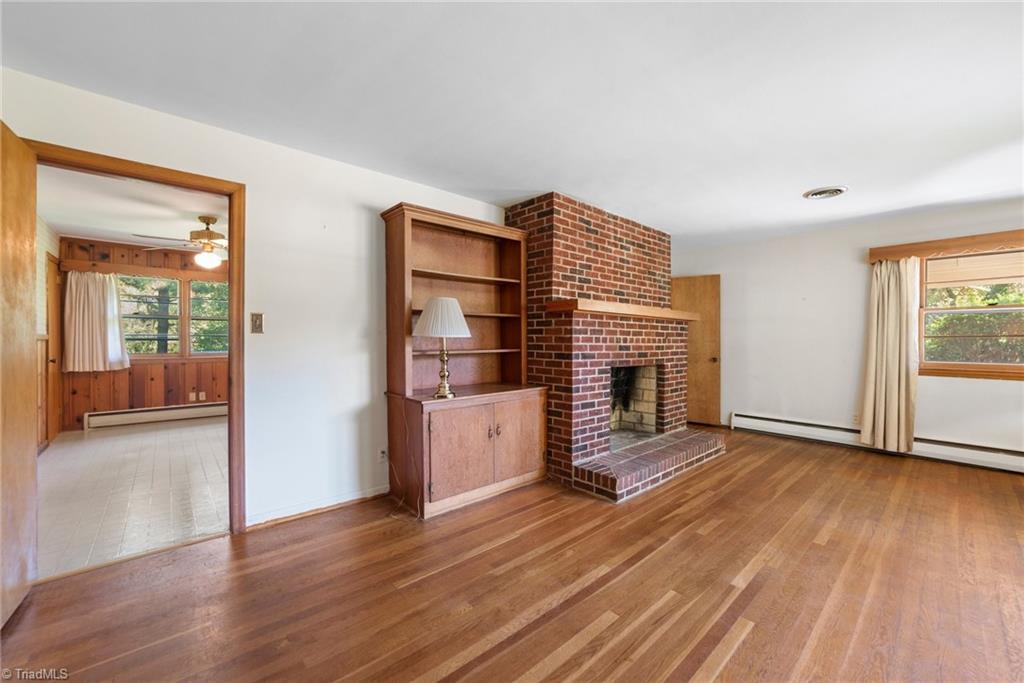 1602 Fleming Road Greensboro, NC 27410 - Photo 7 of 35 Gallery Image 7