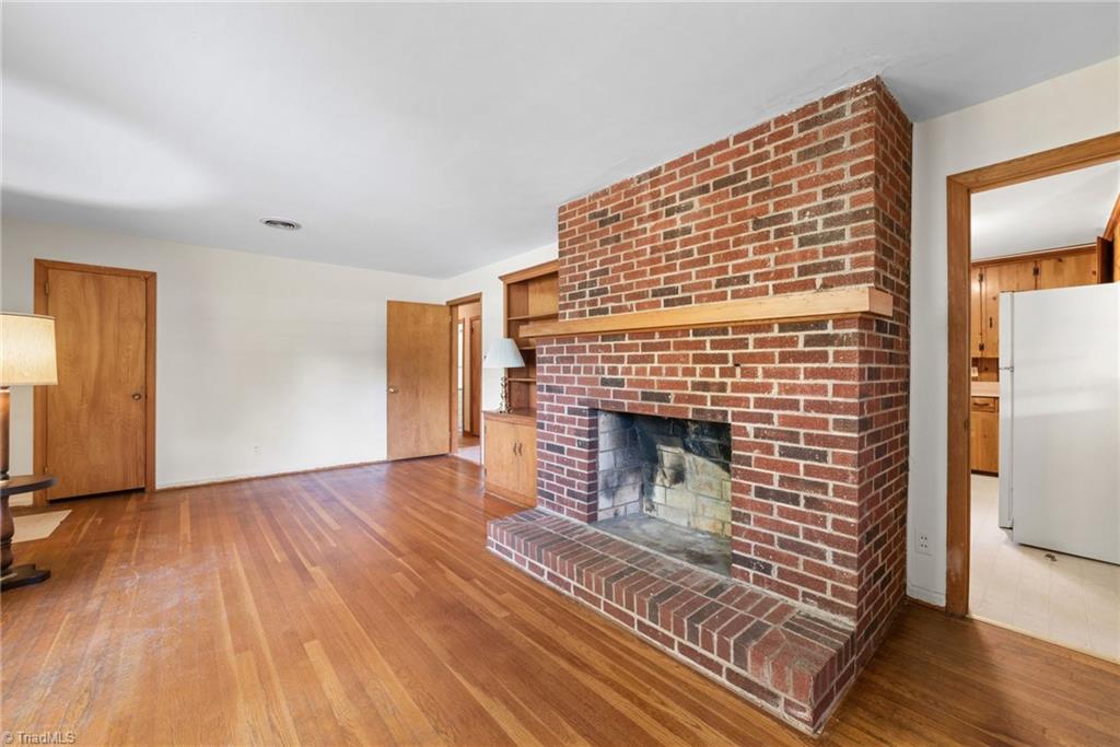 1602 Fleming Road Greensboro, NC 27410 - Photo 9 of 35 Gallery Image 9