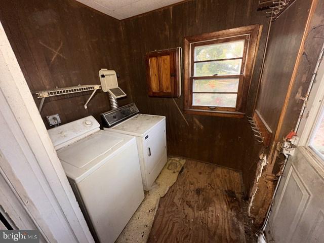 10 Laytons Lake Drive Carneys Point, NJ 08069 - Photo 19 of 32 laundry room - first floor