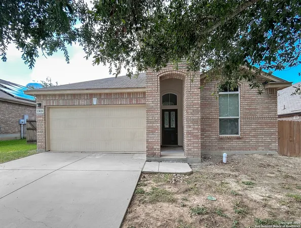 $1,925 | 13820 Blakeville, Live Oak, TX 78233