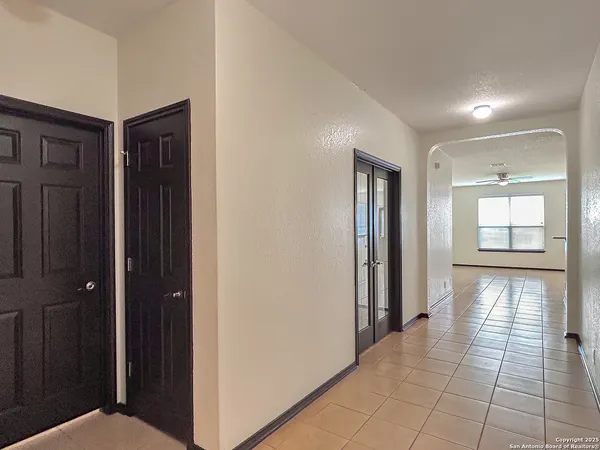 $1,925 | 13820 Blakeville, Live Oak, TX 78233