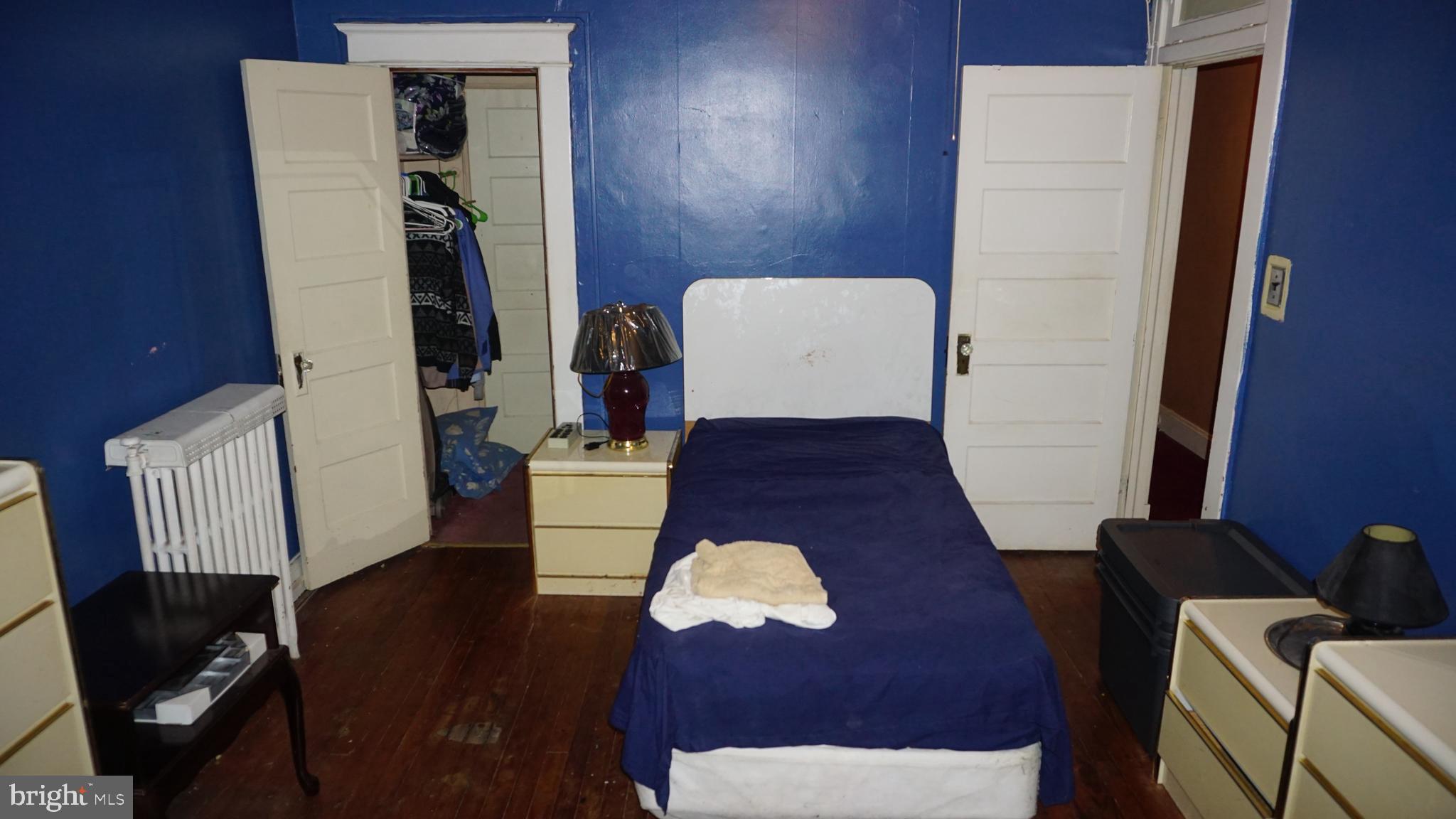 3005 Belair Road Baltimore, MD 21213 - Photo 28 of 33 a view of a dining room with furniture and wooden floor