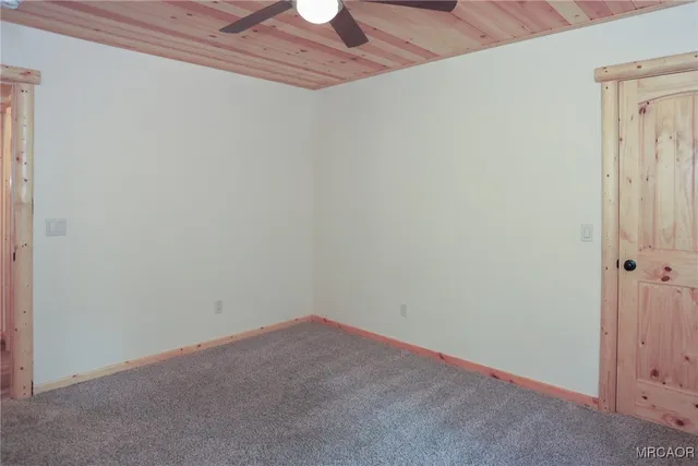 $585,000 | 365 Santa Barbara Avenue, Sugarloaf, CA 92386