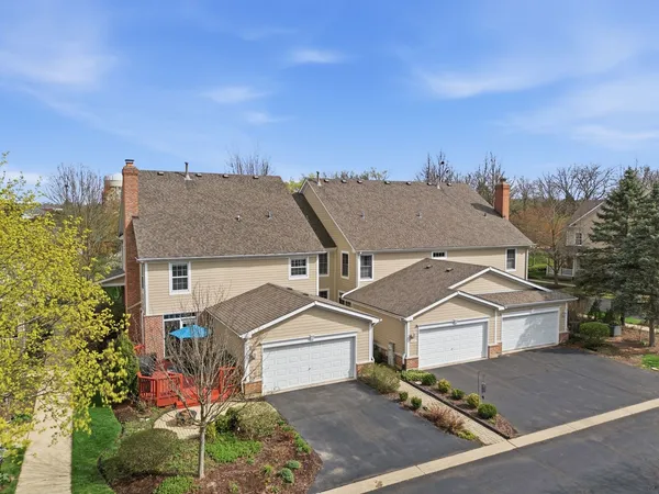 $514,900 | 4359 Canterbury Court, St. Charles, IL 60174