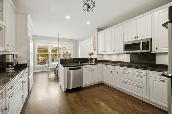 $514,900 | 4359 Canterbury Court, St. Charles, IL 60174