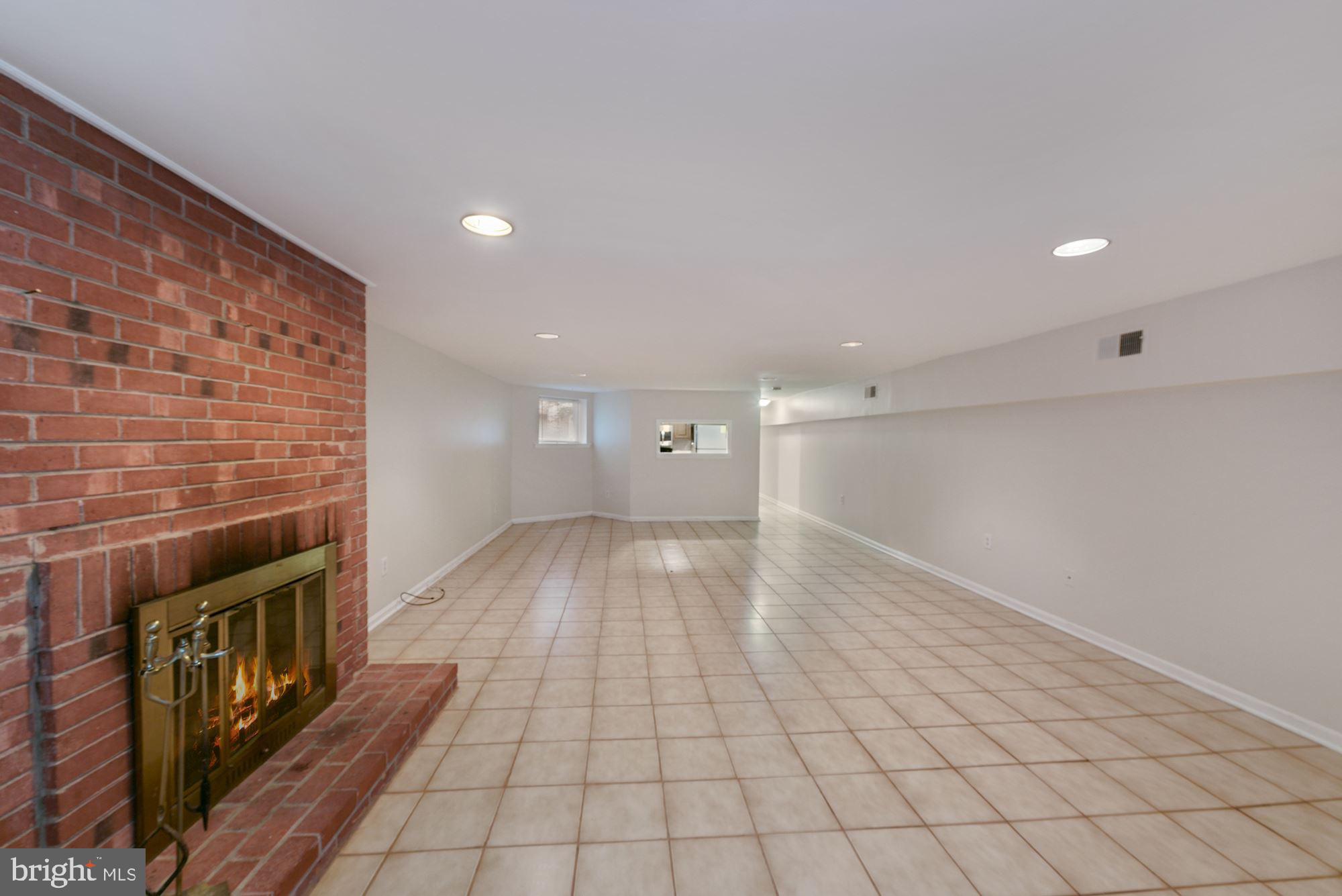 127 11th Street Northeast, Unit A Washington, DC 20002 - Photo 4 of 13