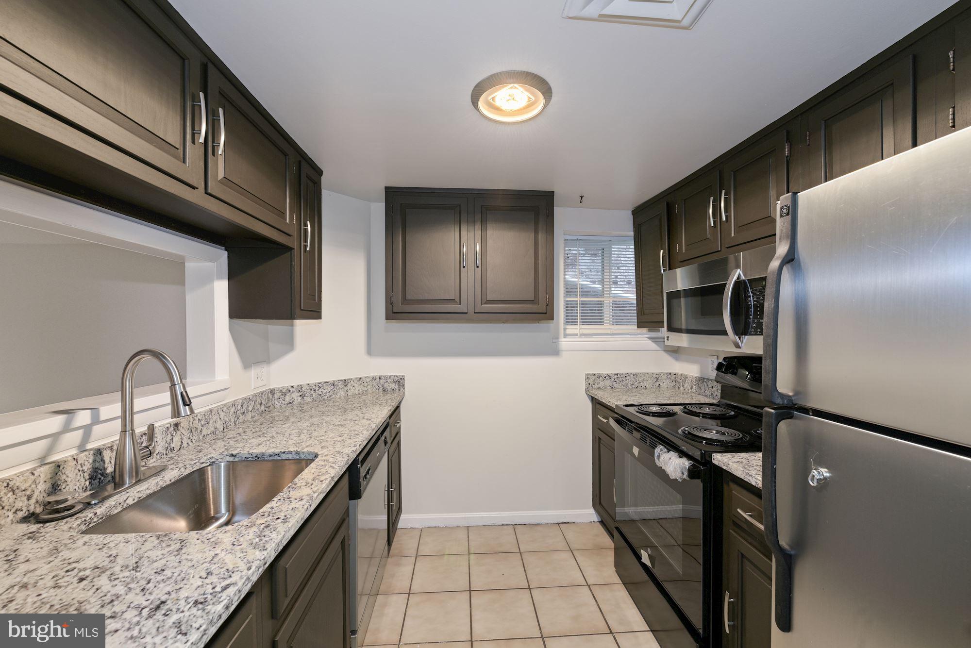 127 11th Street Northeast, Unit A Washington, DC 20002 - Photo 6 of 13