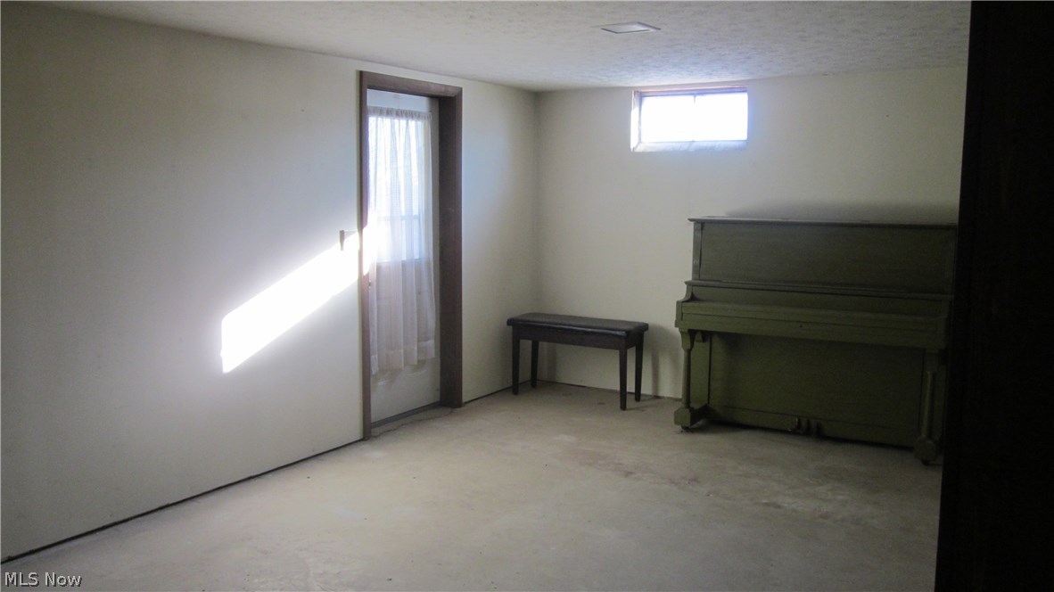 9224 Peck Road Mantua, OH 44255 - Photo 25 of 25 Gallery Image 25