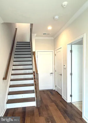 $4,200 | 4611 Quinns Mill Way, Chantilly, VA 20151