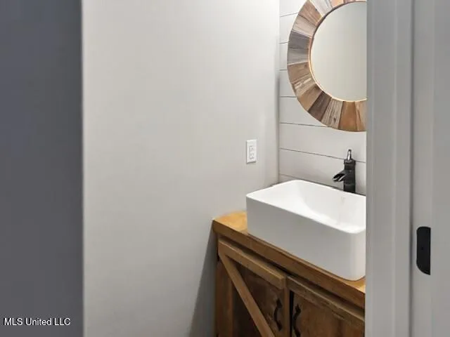 $555,000 | 50 Clear Sky Drive, Carriere, MS 39426