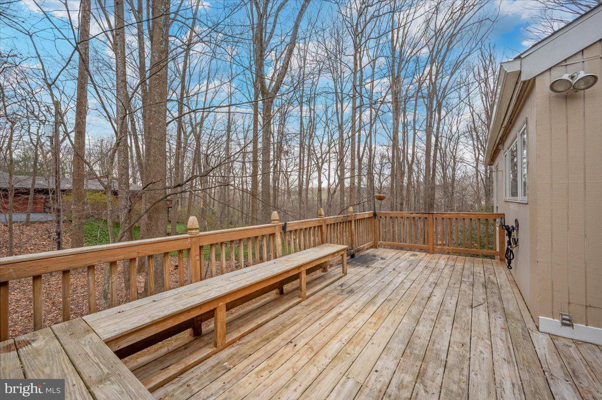 10101 Lloyd Road Potomac, MD 20854 - Photo 44 of 65 Deck off of the kitchen