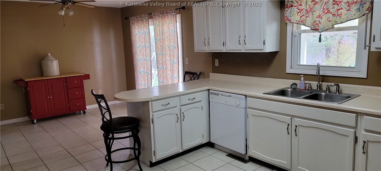 1046 Wallback Road Maysel, WV 25133 - Photo 8 of 20 Gallery Image 8