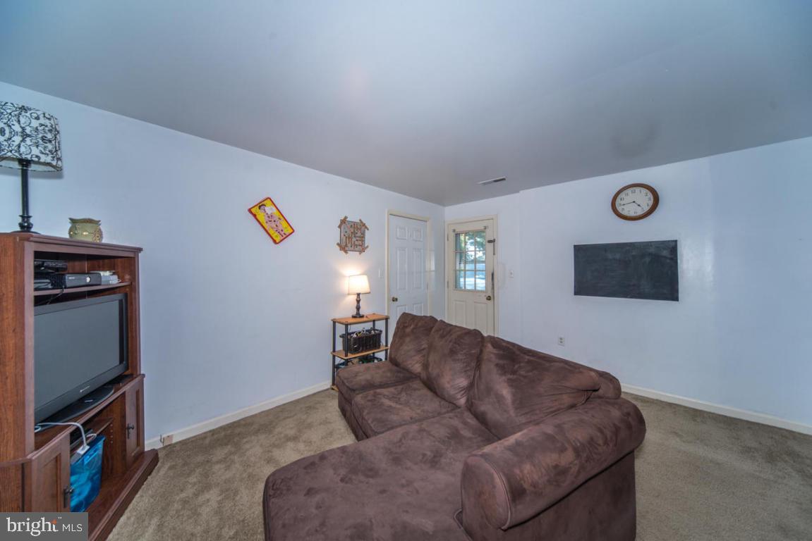 1589 North Reading Road Stevens, PA 17578 - Photo 17 of 25 Gallery Image 17