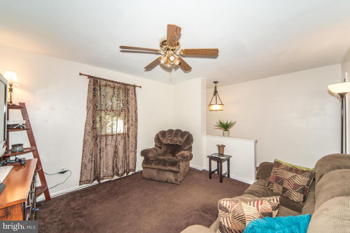 1589 North Reading Road Stevens, PA 17578 - Photo 4 of 25 Gallery Image 4