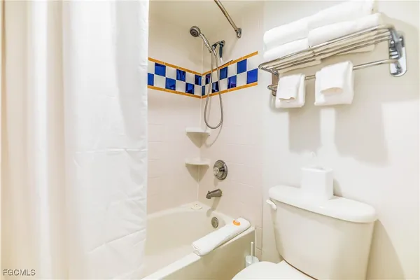 $284,000 | 3117 Tennis Villas, Captiva, FL 33924